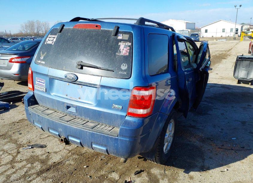 Photo 4 of 2010 Ford Escape XLT (VIN 1FMCU0DG6AKA02801)