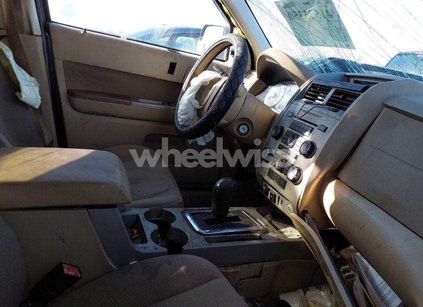 Photo 5 of 2010 Ford Escape XLT (VIN 1FMCU0DG6AKA02801)