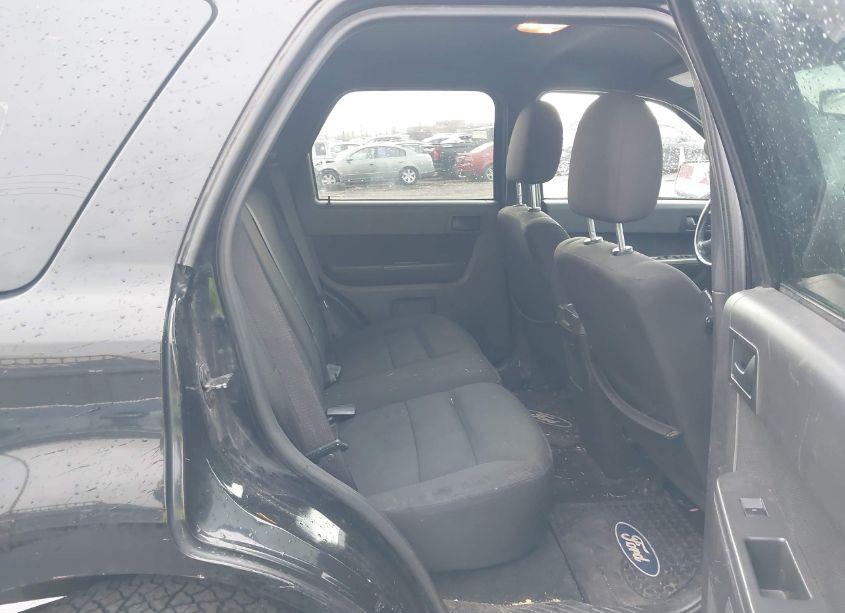 Photo 8 of 2010 Ford Escape XLT (VIN 1FMCU0DG6AKA08629)