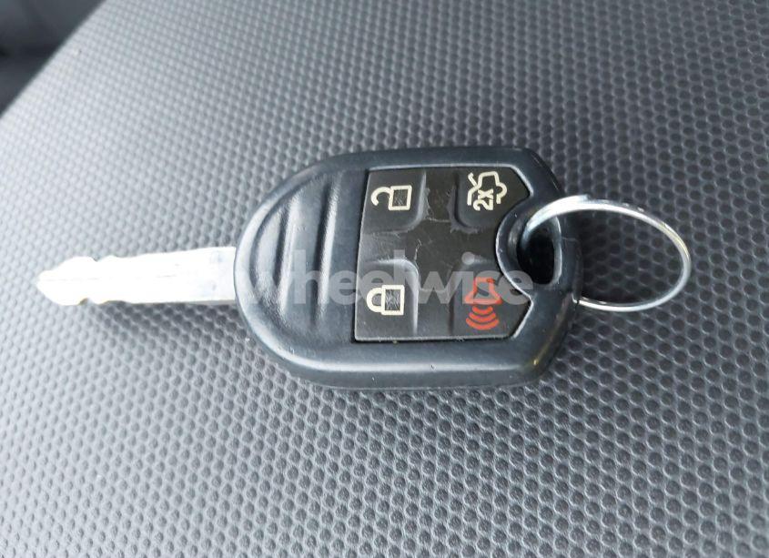 Photo 11 of 2010 Ford Escape XLT (VIN 1FMCU0DG6AKA10462)