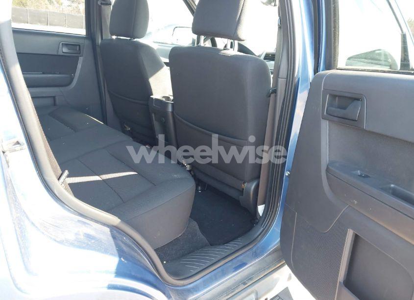 Photo 8 of 2010 Ford Escape XLT (VIN 1FMCU0DG6AKA12616)