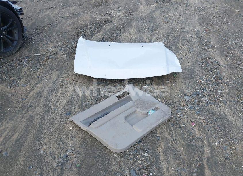 Photo 11 of 2011 Ford Escape XLT (VIN 1FMCU0DG6BKA56830)