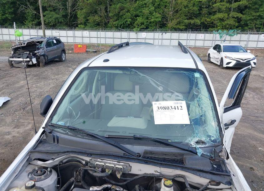 Photo 12 of 2011 Ford Escape XLT (VIN 1FMCU0DG6BKA56830)