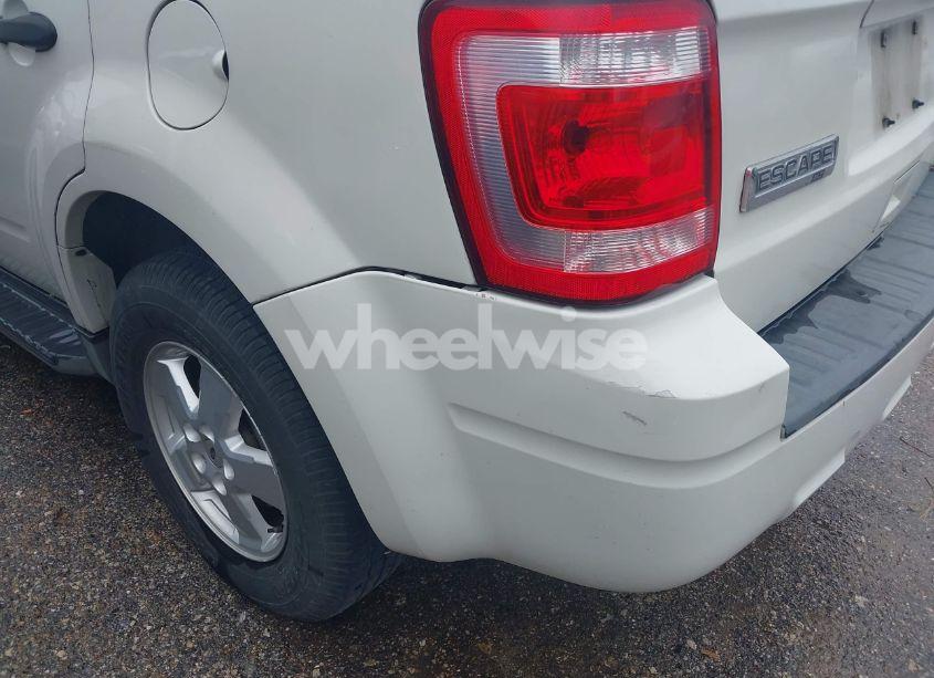 Photo 13 of 2011 Ford Escape XLT (VIN 1FMCU0DG6BKA86863)