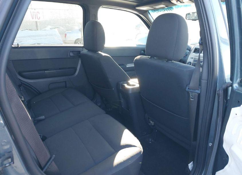 Photo 8 of 2011 Ford Escape XLT (VIN 1FMCU0DG6BKB89586)