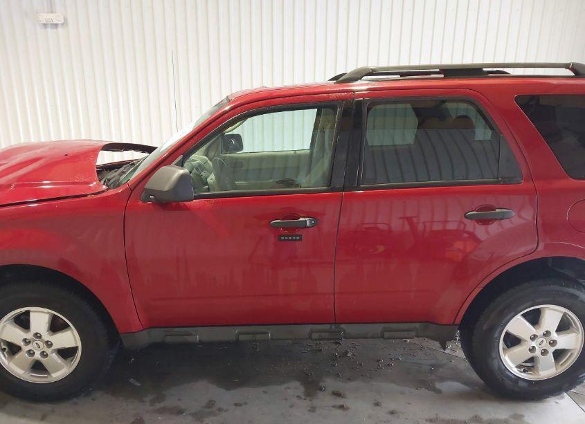 Photo 14 of 2011 Ford Escape XLT (VIN 1FMCU0DG6BKC21761)
