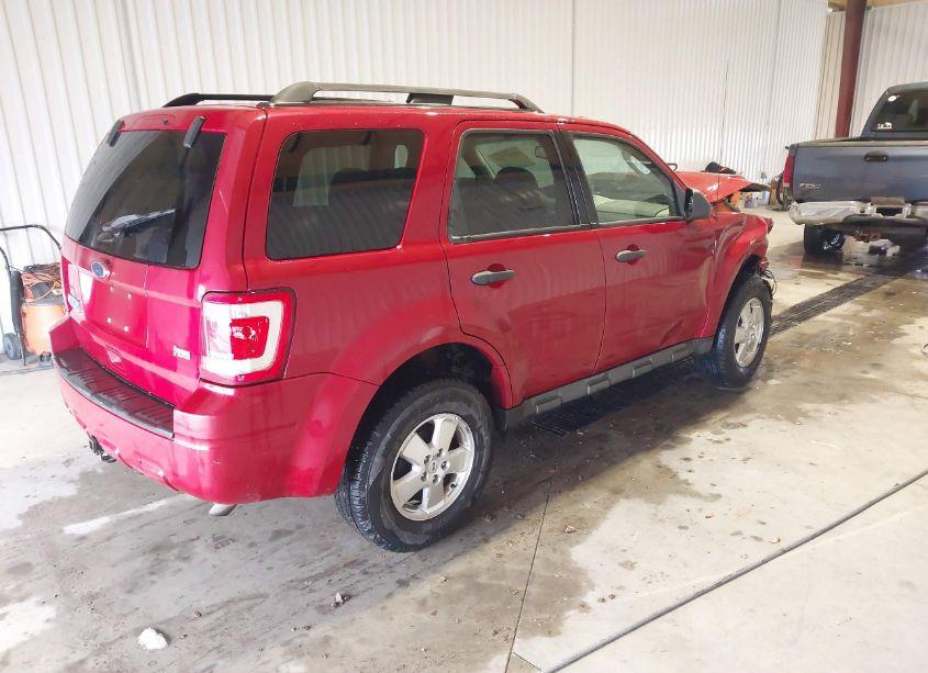 Photo 4 of 2011 Ford Escape XLT (VIN 1FMCU0DG6BKC21761)