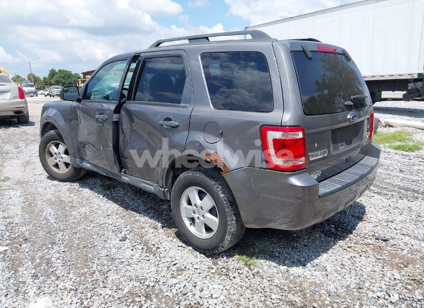 Photo 3 of 2012 Ford Escape XLT (VIN 1FMCU0DG6CKB16512)