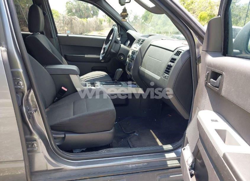 Photo 5 of 2012 Ford Escape XLT (VIN 1FMCU0DG6CKB16512)