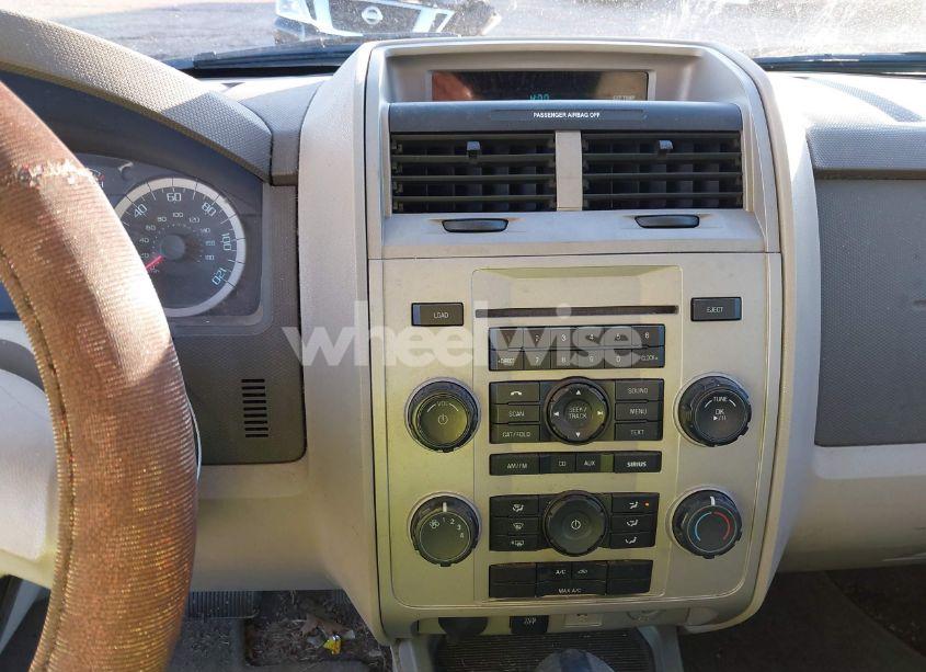 Photo 17 of 2012 Ford Escape XLT (VIN 1FMCU0DG6CKC13483)