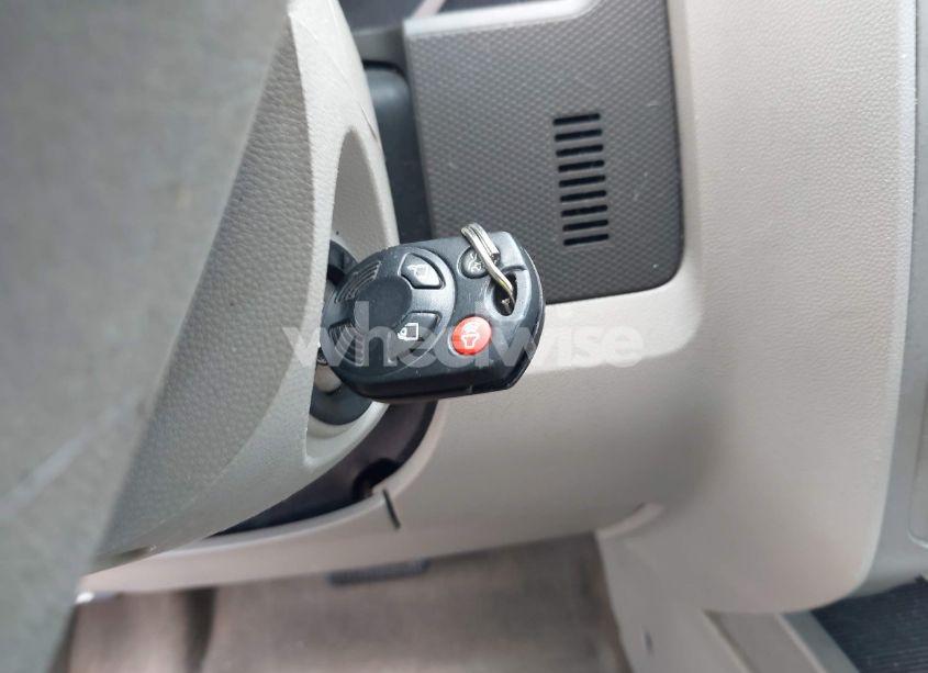 Photo 11 of 2010 Ford Escape XLT (VIN 1FMCU0DG7AKB62105)