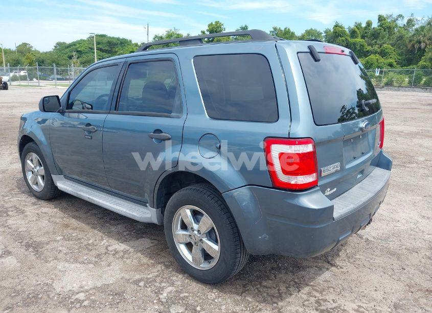 Photo 3 of 2010 Ford Escape XLT (VIN 1FMCU0DG7AKB62105)