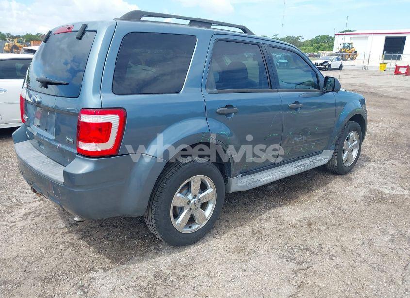 Photo 4 of 2010 Ford Escape XLT (VIN 1FMCU0DG7AKB62105)