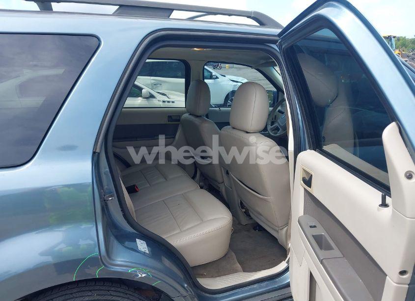 Photo 8 of 2010 Ford Escape XLT (VIN 1FMCU0DG7AKB62105)