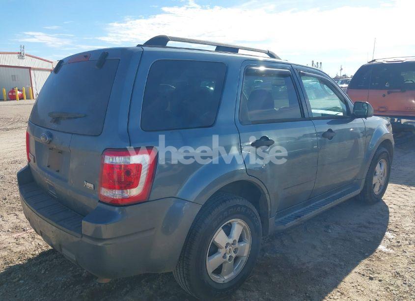 Photo 4 of 2010 Ford Escape XLT (VIN 1FMCU0DG7AKB90289)