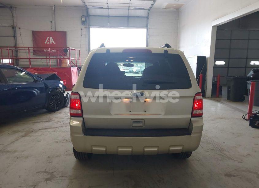 Photo 16 of 2010 Ford Escape XLT (VIN 1FMCU0DG7AKC63600)