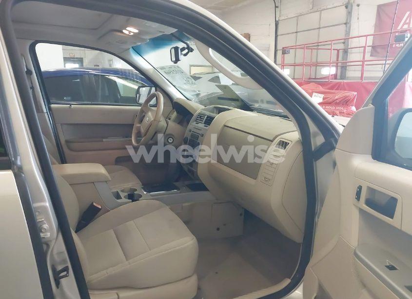 Photo 5 of 2010 Ford Escape XLT (VIN 1FMCU0DG7AKC63600)