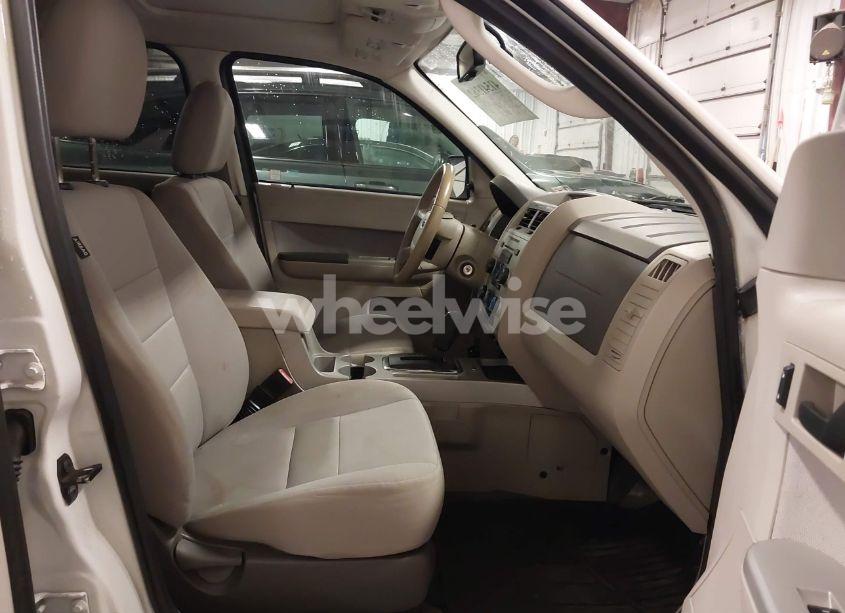 Photo 5 of 2010 Ford Escape XLT (VIN 1FMCU0DG7AKC65878)