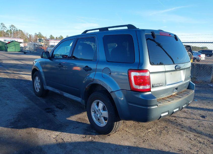 Photo 3 of 2010 Ford Escape XLT (VIN 1FMCU0DG7AKD32284)