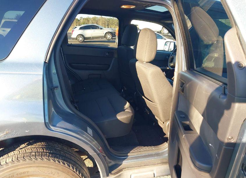Photo 8 of 2010 Ford Escape XLT (VIN 1FMCU0DG7AKD32284)