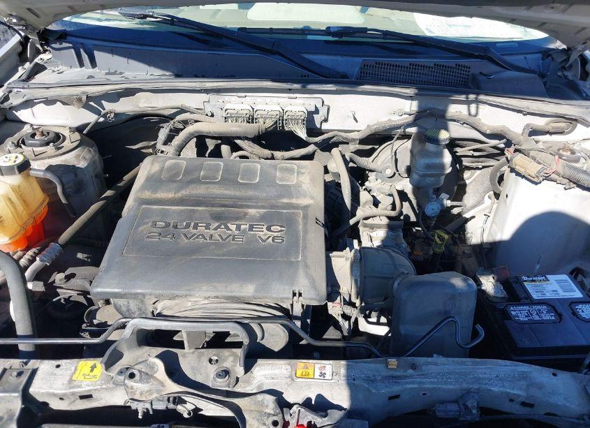 Photo 10 of 2011 Ford Escape XLT (VIN 1FMCU0DG7BKB59254)