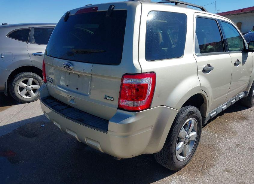 Photo 4 of 2011 Ford Escape XLT (VIN 1FMCU0DG7BKB59254)