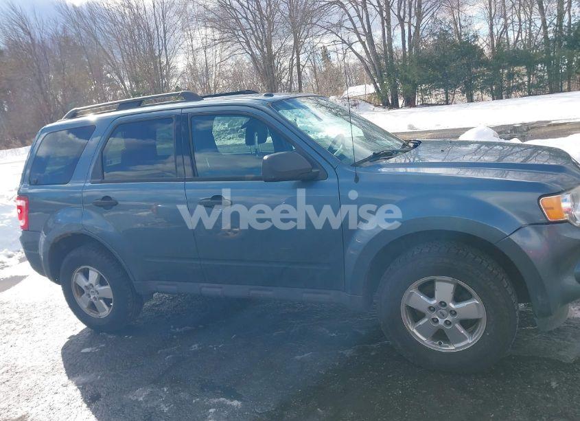 Photo 13 of 2011 Ford Escape XLT (VIN 1FMCU0DG7BKB94389)