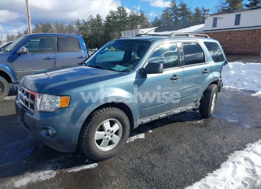 Photo 2 of 2011 Ford Escape XLT (VIN 1FMCU0DG7BKB94389)