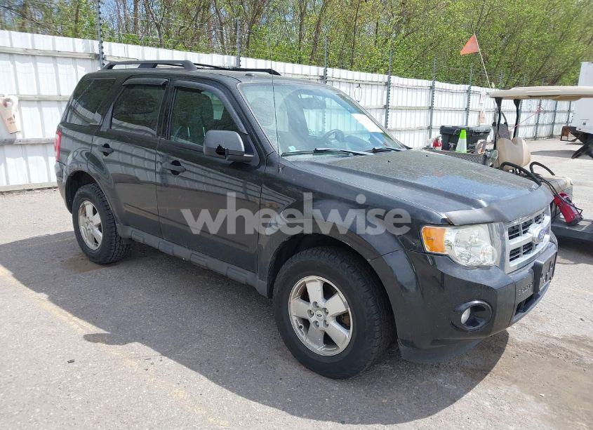 2011 Ford Escape XLT AUTOMATIC (VIN 1FMCU0DG7BKC27164) main photo