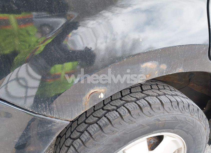 Photo 12 of 2011 Ford Escape XLT AUTOMATIC (VIN 1FMCU0DG7BKC27164)