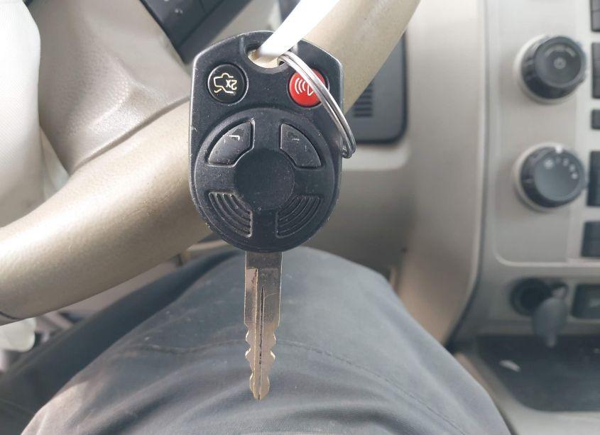 Photo 11 of 2011 Ford Escape XLT (VIN 1FMCU0DG7BKC27553)