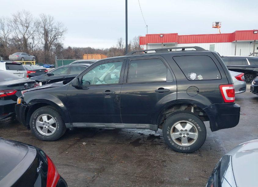 Photo 14 of 2011 Ford Escape XLT (VIN 1FMCU0DG7BKC27553)
