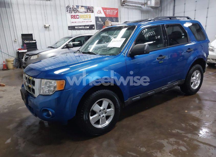 Photo 2 of 2012 Ford Escape XLT (VIN 1FMCU0DG7CKA49760)
