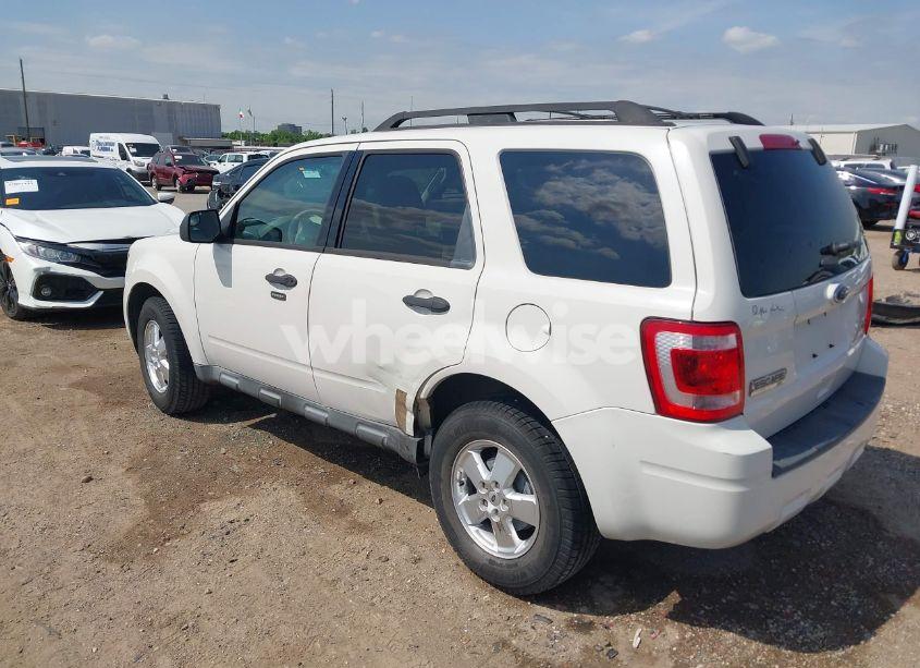 Photo 3 of 2012 Ford Escape XLT (VIN 1FMCU0DG7CKA57518)