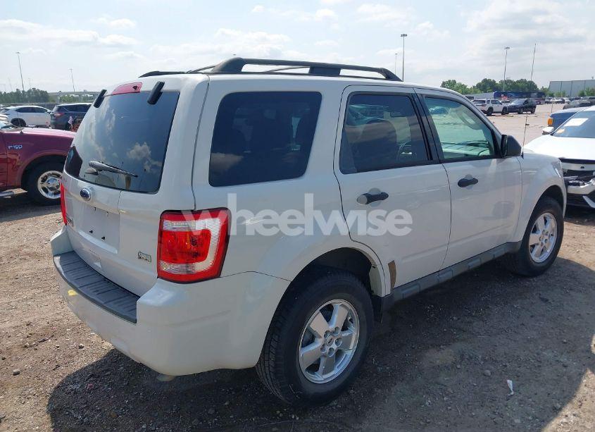 Photo 4 of 2012 Ford Escape XLT (VIN 1FMCU0DG7CKA57518)