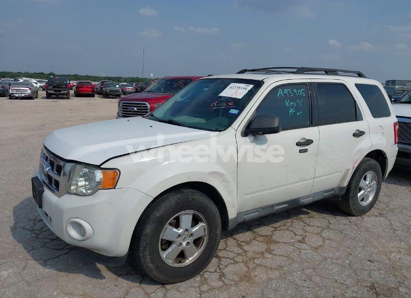 Photo 6 of 2012 Ford Escape XLT (VIN 1FMCU0DG7CKA93905)