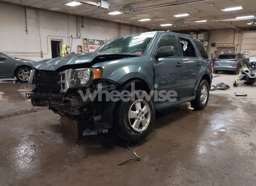 Photo 2 of 2012 Ford Escape XLT (VIN 1FMCU0DG7CKC50509)