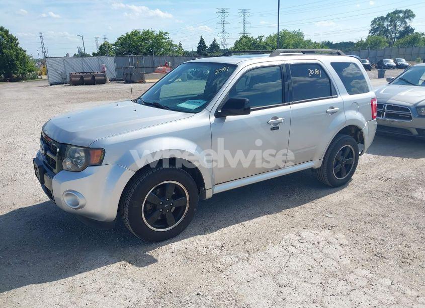 Photo 2 of 2010 Ford Escape XLT (VIN 1FMCU0DG8AKB62288)