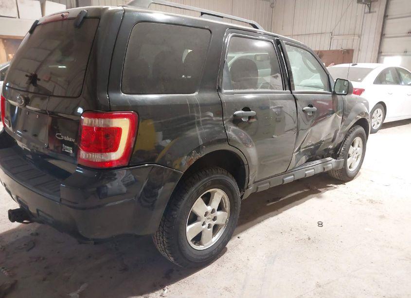 Photo 4 of 2010 Ford Escape XLT (VIN 1FMCU0DG8AKB76742)