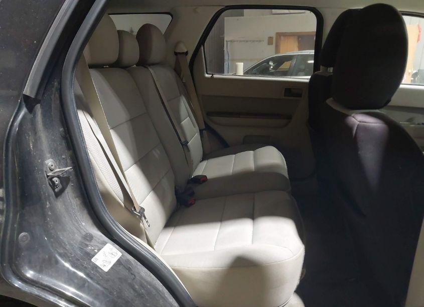 Photo 8 of 2010 Ford Escape XLT (VIN 1FMCU0DG8AKB76742)