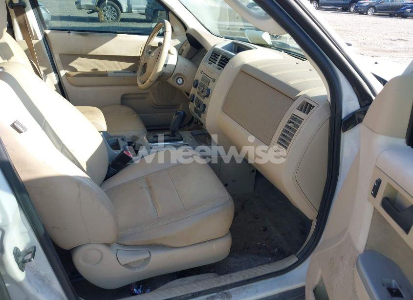 Photo 5 of 2010 Ford Escape XLT (VIN 1FMCU0DG8AKC62617)