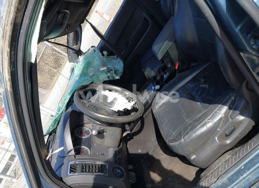 Photo 5 of 2011 Ford Escape XLT (VIN 1FMCU0DG8BKA13591)