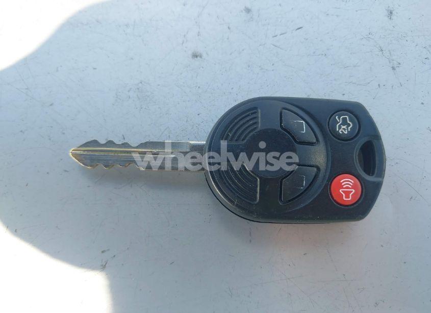 Photo 11 of 2011 Ford Escape XLT (VIN 1FMCU0DG8BKB01508)