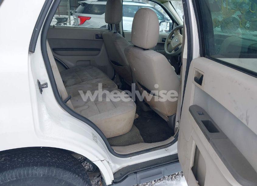 Photo 8 of 2011 Ford Escape XLT (VIN 1FMCU0DG8BKB71686)
