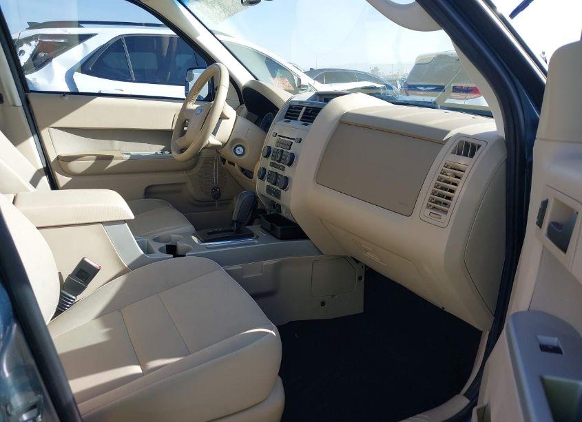 Photo 5 of 2012 Ford Escape XLT (VIN 1FMCU0DG8CKB12221)