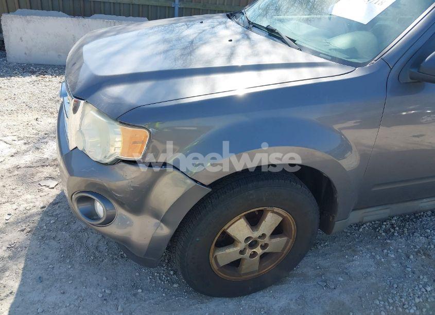 Photo 6 of 2010 Ford Escape XLT (VIN 1FMCU0DG9AKB89919)