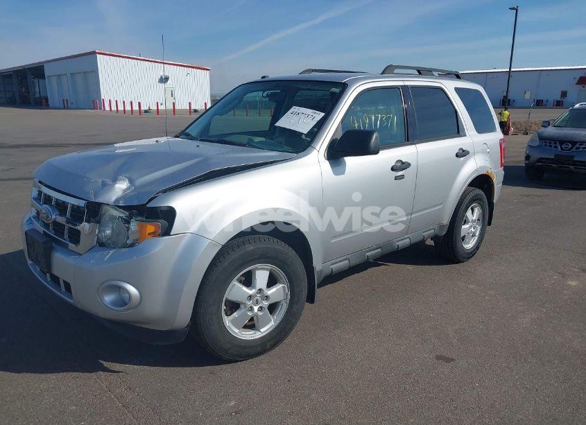 Photo 2 of 2010 Ford Escape XLT (VIN 1FMCU0DG9AKC24619)