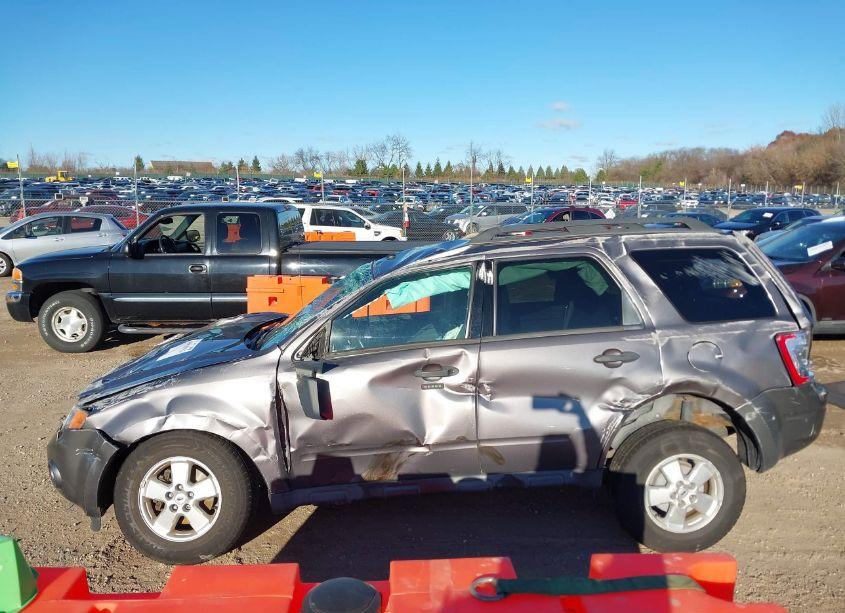 Photo 14 of 2010 Ford Escape XLT (VIN 1FMCU0DG9AKC94721)