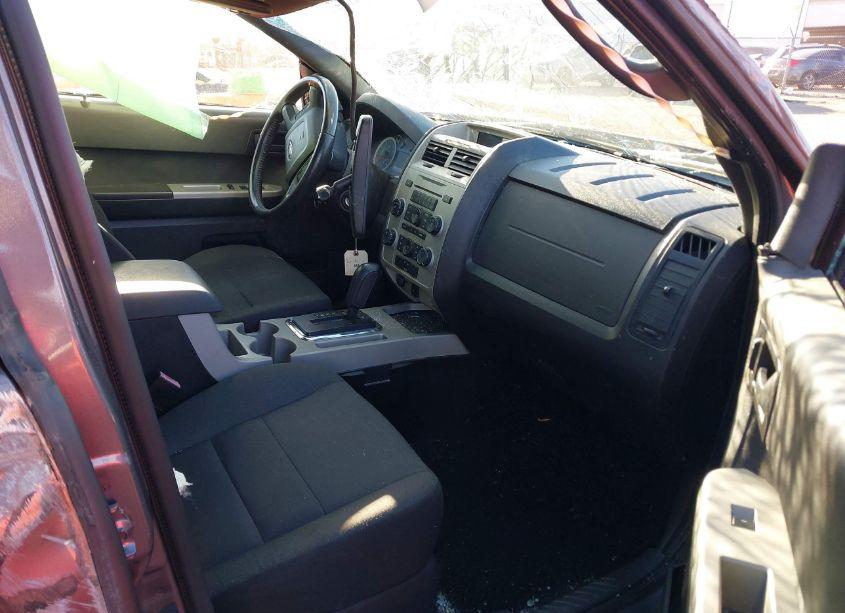 Photo 5 of 2010 Ford Escape XLT (VIN 1FMCU0DG9AKC94721)