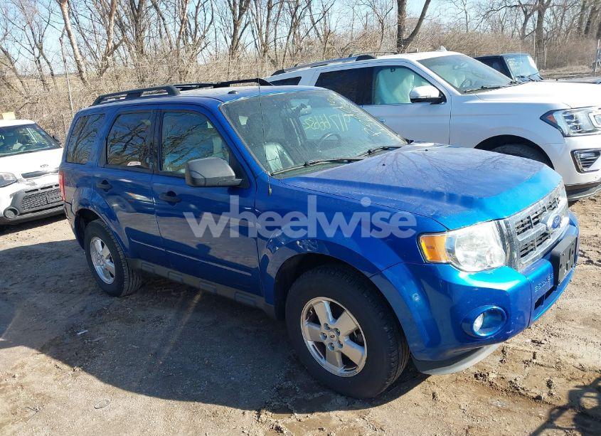 2011 Ford Escape XLT (VIN 1FMCU0DG9BKB96550) main photo